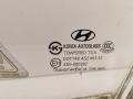 стекло двери передней левой Hyundai Santa Fe 2 поколение (CM) 2006, 2.2 л., дизель, МКПП, серый, внедорожник 5 дв. - фото №2