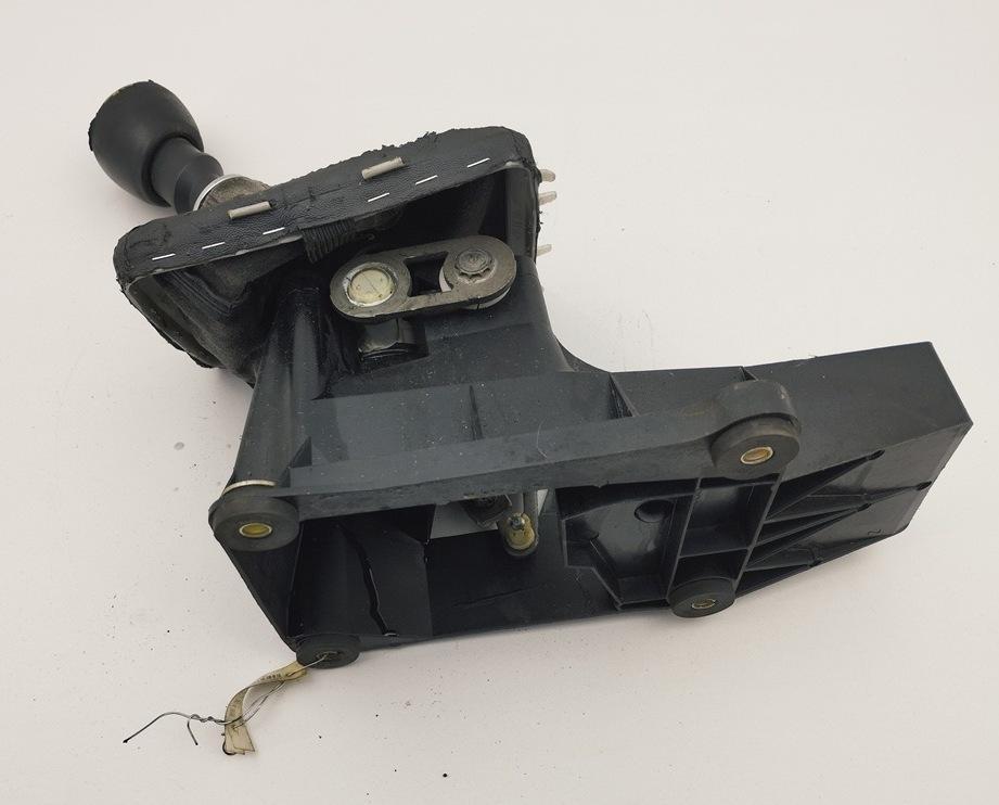 кулиса Opel Signum 2006, 1.9 л., дизель, МКПП, серый, хетчбэк 5 дв., 55557637