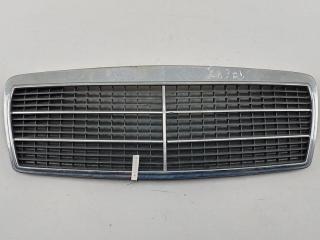 решетка радиатора Mercedes-Benz E-Класс W210/S210 1998, серый, универсал, 2108880023