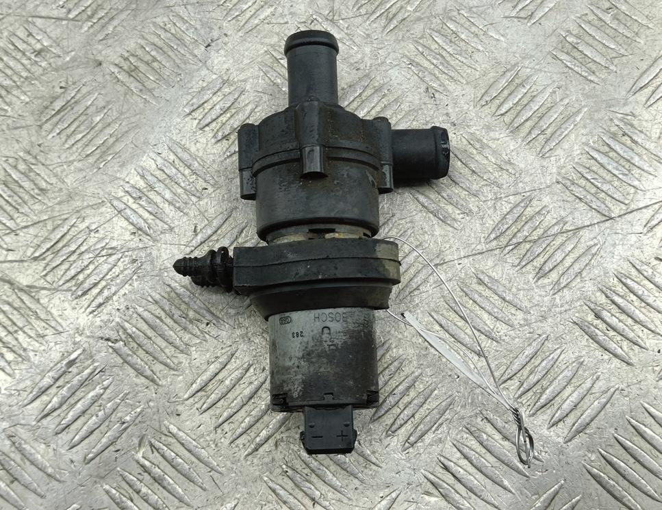 Насос водяной дополнительный Volkswagen Transporter T4 1994, 2.4 л., дизель, 251965561B, 0392020024