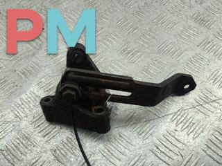 кронштейн генератора Volkswagen Transporter T4 1994, 2.4 л., дизель, МКПП, зелёный, микроавтобус, 074903253C, 074903747FB