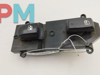 кнопка стеклоподъемника переднего правого Hyundai Santa Fe 2 поколение (CM) 2006, 2.2 л., дизель, МКПП, серый, внедорожник 5 дв., 371510