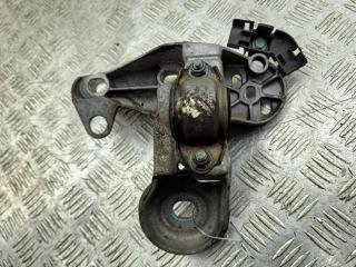 крепление стабилизатора / втулки стабилизатора Audi A4 B6 2001, 2.0 л., бензин, АКПП, серый, седан, 8E0199352