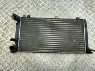 радиатор охлаждения Audi 80 8C/B4 1992, 2.0 л., бензин, МКПП, серый, седан
