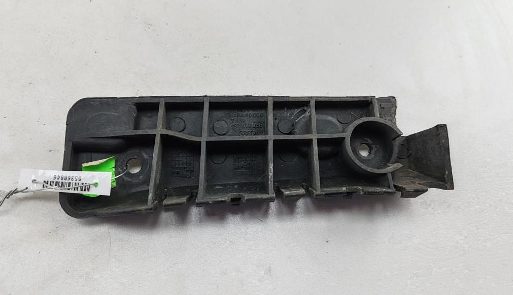 кронштейн переднего бампера Audi A4 B6 2001, 2.0 л., бензин, АКПП, серый, седан, 8E0807284