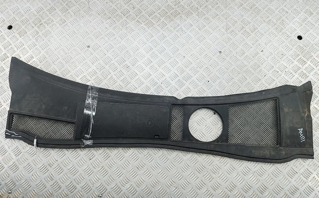 дождевик Audi A6 C5 1998, 2.4 л., бензин, МКПП, серый, седан, 4B1819417