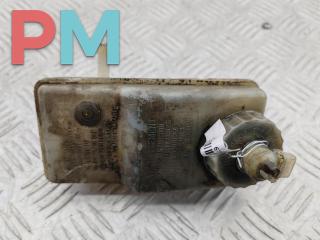 бачок тормозной жидкости Volkswagen Transporter T4 1993, 2.4 л., дизель, МКПП, красный, микроавтобус, 701611303C