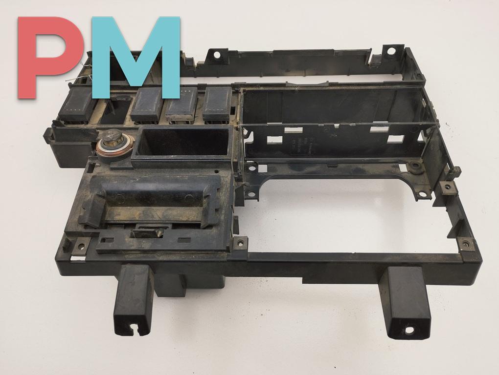 консоль салона (центральная часть) Volkswagen Transporter T4 1999, 2.5 л., дизель, МКПП, зелёный, микроавтобус, 7D0858285 - фото №1