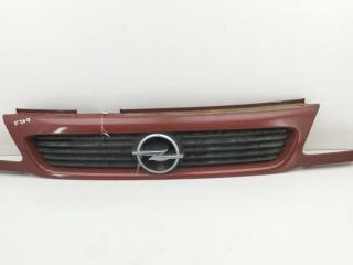 решетка радиатора Opel Astra F 1994, красный, универсал, 90452416