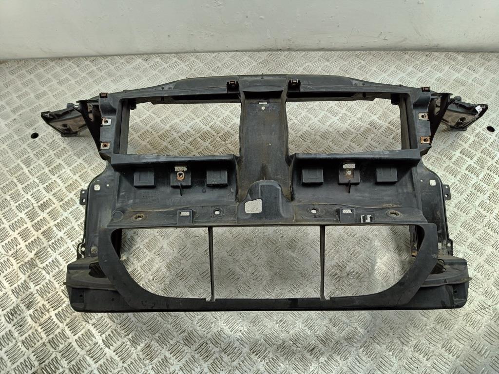 Рамка радиатора BMW 3 E90/E91/E92/E93 2008, 2.0 л., бензин, МКПП, серый, универсал, 7173564