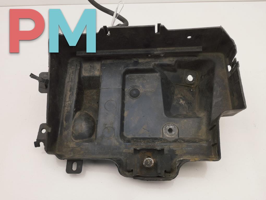 Кожух аккумулятора (короб АКБ) Opel Zafira 2 поколение (B) 2006, 1.6 л., бензин, МКПП, серый, минивэн, 13165712 - фото №1