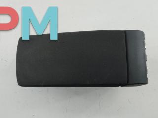 подлокотник Volkswagen Passat B6 2008, 2.0 л., дизель, МКПП, серый, универсал, 3C0863319
