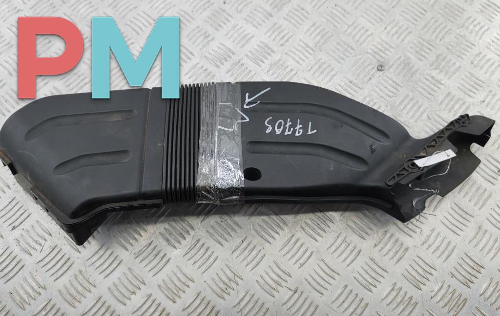 воздуховод Audi A4 B7 2004, 2.0 л., бензин, МКПП, синий, седан, 8E0129617D, 80129618K - фото №1