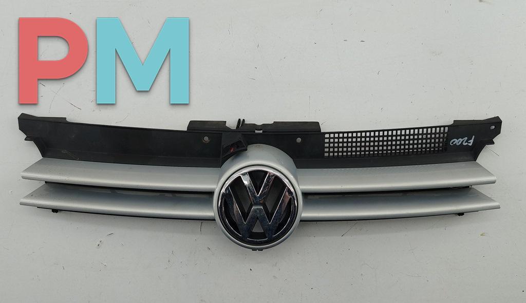 решетка радиатора Volkswagen Golf 4 поколение 1999, серый, хетчбэк 3 дв., 1J0853655G - фото №1