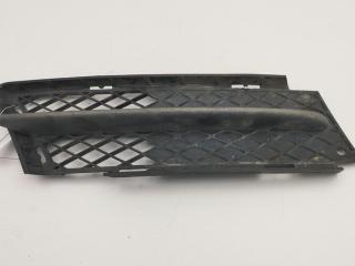 заглушка (решетка) в бампер BMW 3 E90/E91/E92/E93 2006, 3.0 л., дизель, АКПП, чёрный, седан, 7134082