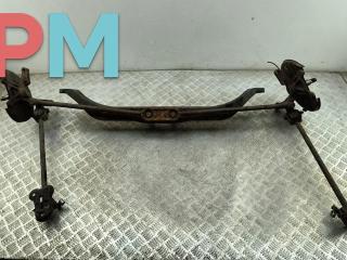 подрамник передний Hyundai Coupe 2002-2007 2002, 2.0 л., бензин, МКПП, красный, купе