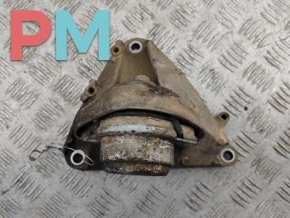 кронштейн КПП Audi A6 4B/C5 [рестайлинг] 2002, 2.5 л., дизель, АКПП, чёрный, седан, 4B0399113K