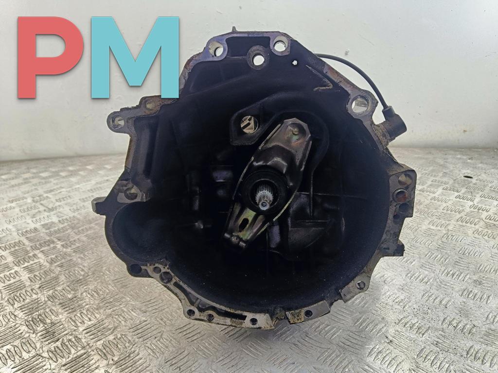 МКПП Audi A6 4B/C5 1998, 2.4 л., бензин, МКПП, синий, седан, DWK - фото №1