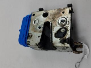 замок двери задней правой Audi A4 B5 1994, 1.6 л., бензин, МКПП, синий, седан