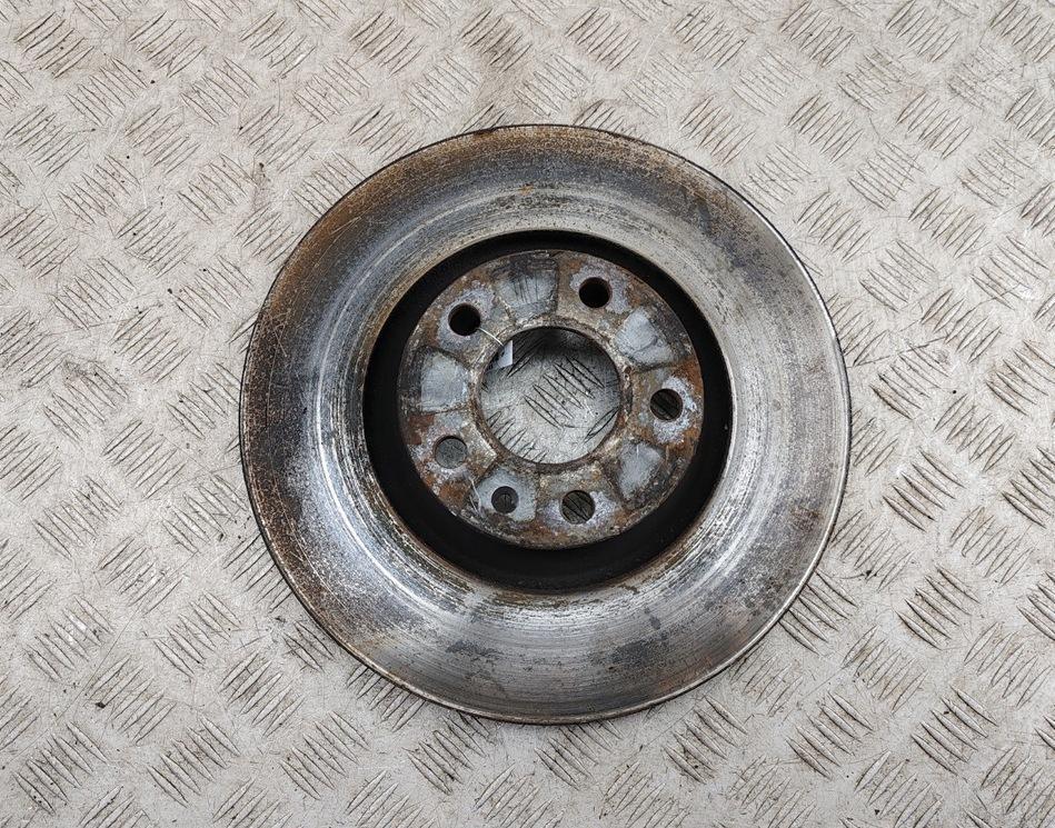 диск тормозной передний Audi A6 C5 2002, 2.5 л., дизель, АКПП, чёрный, седан