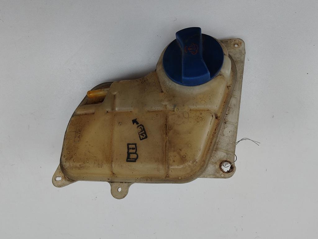 бачок расширительный Audi A6 C5 1998, 2.4 л., бензин, 8D0121403L