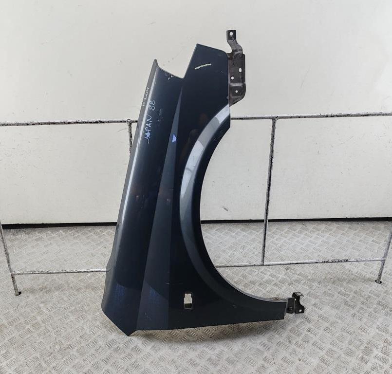 крыло переднее правое Nissan Primera P12 2002, 1.8 л., бензин, МКПП, серый, седан