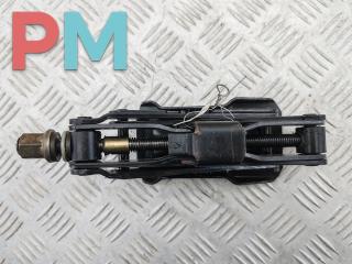 домкрат Renault Scenic 1 поколение 1998, 1.6 л., бензин, МКПП, зелёный, минивэн, 8200096829