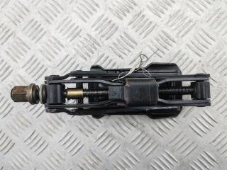 домкрат Renault Scenic 1 поколение 1998, 1.6 л., бензин, МКПП, зелёный, минивэн, 8200096829