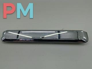 накладка подсветки номера Nissan Pathfinder R51 2005, 2.5 л., дизель, АКПП, синий, внедорожник 5 дв., 90810EB56