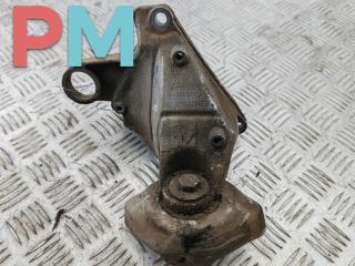 кронштейн КПП Volkswagen Passat B5 1998, 1.8 л., бензин, МКПП, серый, универсал, 8D0399114S