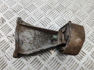 кронштейн КПП Volkswagen Passat B5 1998, 1.8 л., бензин, МКПП, синий, универсал, 8D0399113AB