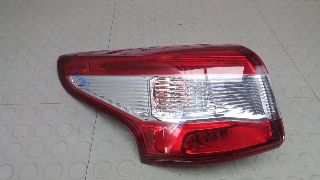 фонарь задний левый Nissan Qashqai 2 поколение 2016, 1.6 л., дизель, МКПП, внедорожник 5 дв. - фото №1