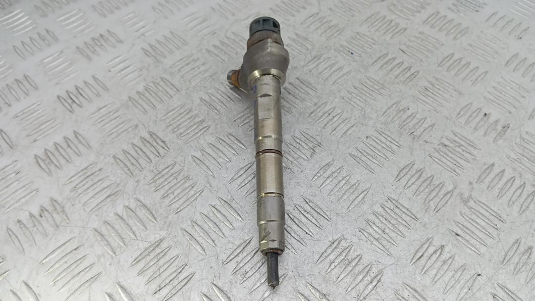 форсунка SEAT Alhambra 2005-2010 2016, 2.0 л., дизель, АКПП, минивэн, 04L130277AC, 0445110469 - фото №1