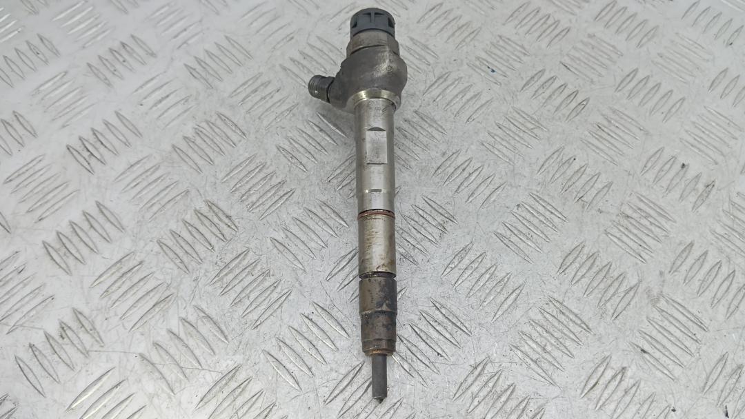 форсунка SEAT Alhambra 2005-2010 2016, 2.0 л., дизель, АКПП, минивэн, 04L130277AC, 0445110469 - фото №1