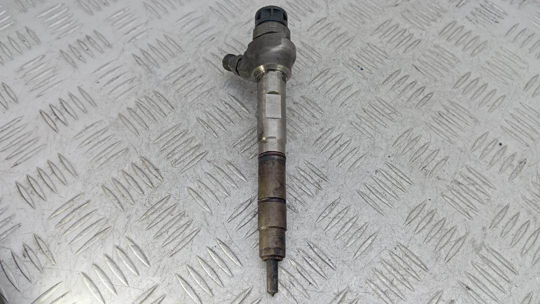 форсунка SEAT Alhambra 2005-2010 2016, 2.0 л., дизель, АКПП, минивэн, 04L130277AC, 0445110469 - фото №1