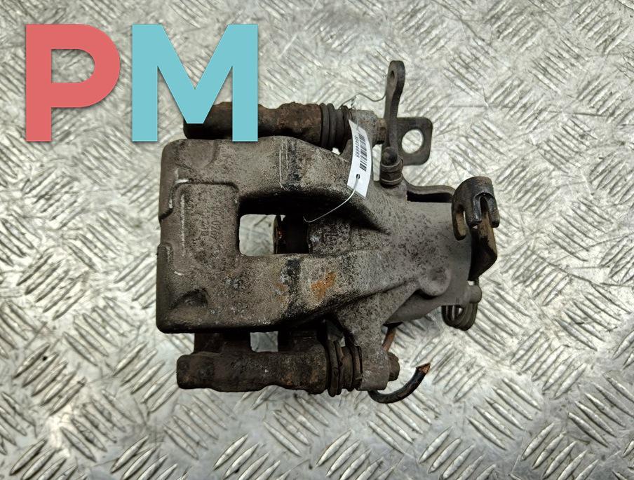 суппорт задний левый Citroen C4 Picasso 1 поколение 2007, 2.0 л., дизель, робот, синий, минивэн - фото №1