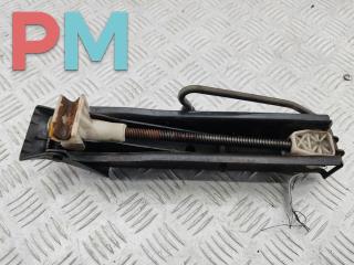 домкрат Peugeot 307 1 поколение 2002, 1.6 л., бензин, МКПП, чёрный, универсал, 9637677780