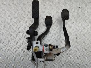 узел педальный (блок педалей) Audi A6 4B/C5 1998, 2.4 л., бензин, МКПП, серый, седан, 8D1721117D