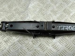домкрат Peugeot 407 2005, 2.0 л., дизель, МКПП, серый, универсал, 9651759280