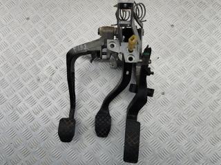 узел педальный (блок педалей) Audi A4 B5 1998, 1.6 л., бензин, МКПП, серый, седан, 8D1721117D