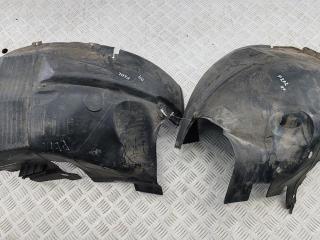 Подкрылок передний правый Renault Scenic 1 поколение [рестайлинг] 2000, 2.0 л., бензин, минивэн, 7700432025, 7700434542
