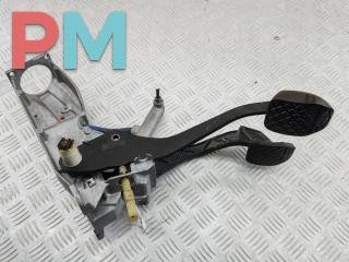 узел педальный (блок педалей) Audi A6 4A/C4 1994, 2.6 л., бензин, МКПП, синий, седан, 4A1721115B