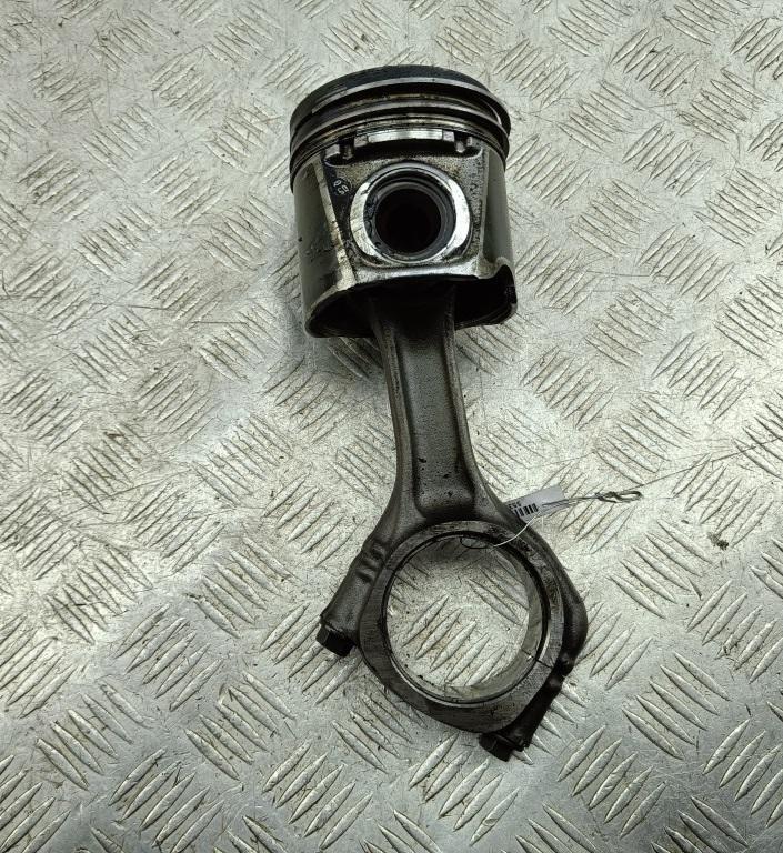 поршень Peugeot Boxer 2009, 3.0 л., дизель, МКПП, белый, микроавтобус