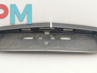 накладка подсветки номера Nissan Primera P12 2002, 1.8 л., бензин, МКПП, серый, седан, 84810AU300