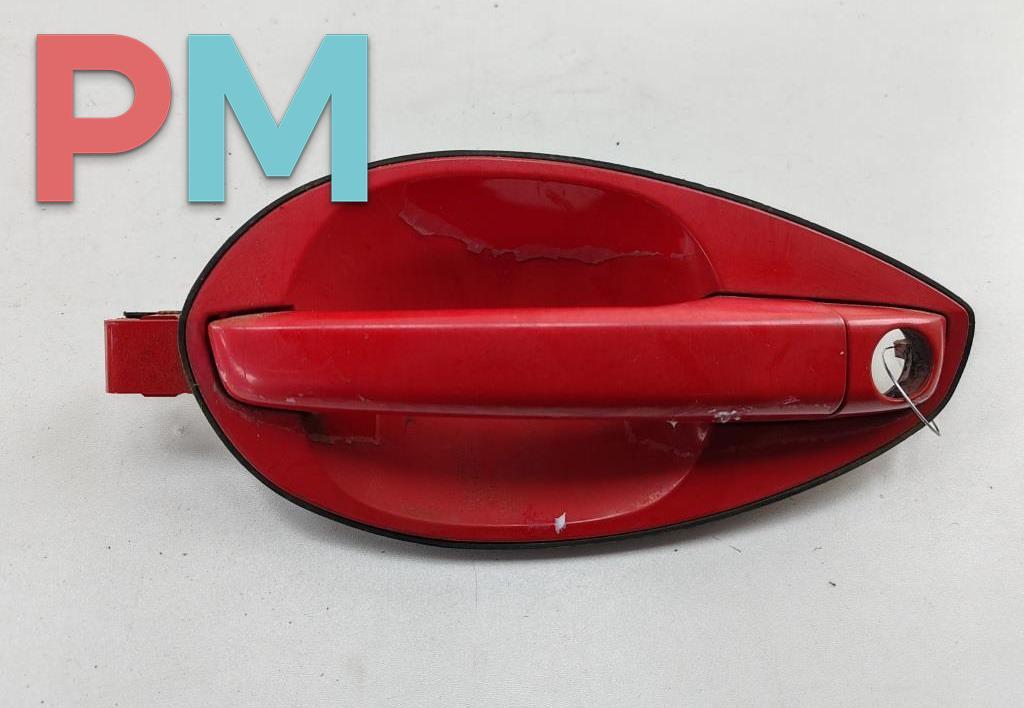 ручка наружная передняя левая Hyundai Coupe 2002-2007 2002, 2.0 л., бензин, МКПП, красный, купе, FL826502C010 - фото №1
