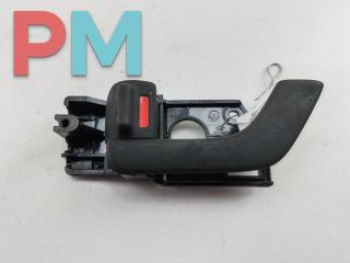 ручка внутренняя передняя левая Hyundai Coupe 2002-2007 2002, 2.0 л., бензин, МКПП, красный, купе, 8281020000