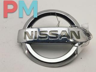 эмблема Nissan Primera P12 2002, 1.8 л., бензин, МКПП, серый, седан, 84890AU300
