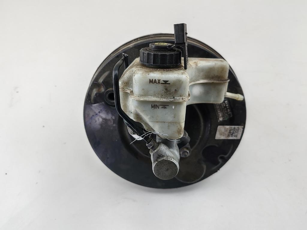 вакуумный усилитель тормозов Volkswagen Passat B6 2006, 2.0 л., дизель, МКПП, чёрный, универсал, 3C1614105L - фото №1
