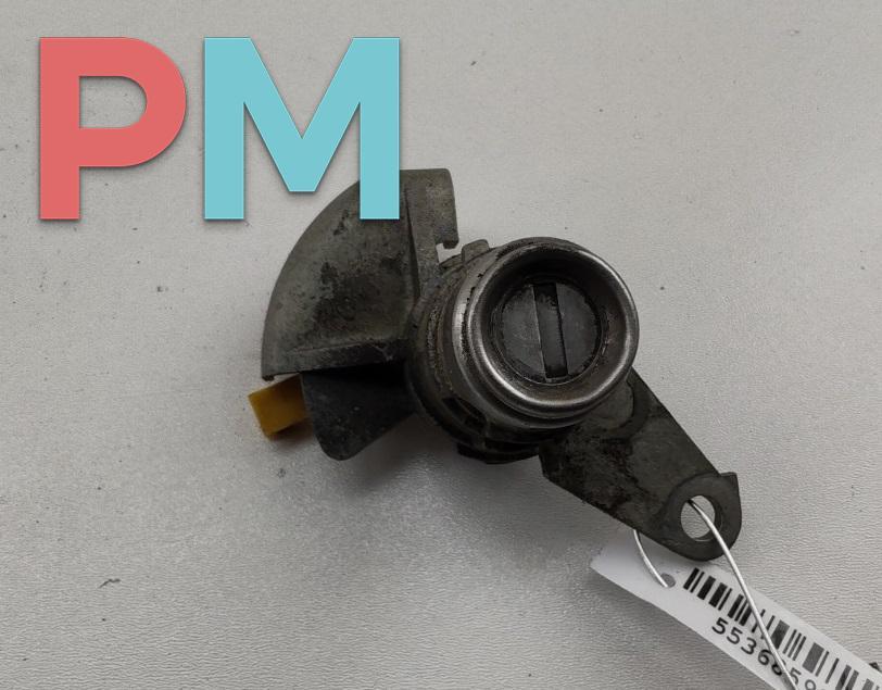 личинка дверного замка Hyundai Coupe 2002-2007 2002, 2.0 л., бензин, МКПП, красный, купе - фото №1