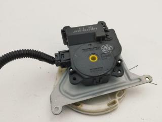 моторчик заслонки печки Toyota Avensis 2006, 2.2 л., дизель, МКПП, серый, универсал, AE0637008610